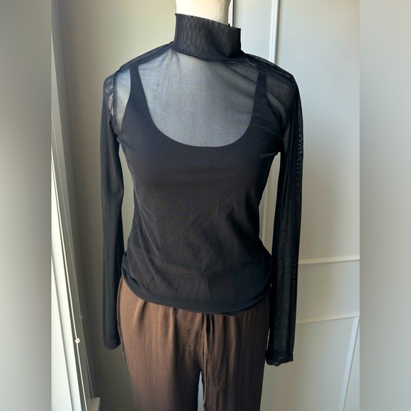 mangopop Dresses & Skirts - SHEER LONG SLEEVE THRTLE NECK SIZE MEDIUM